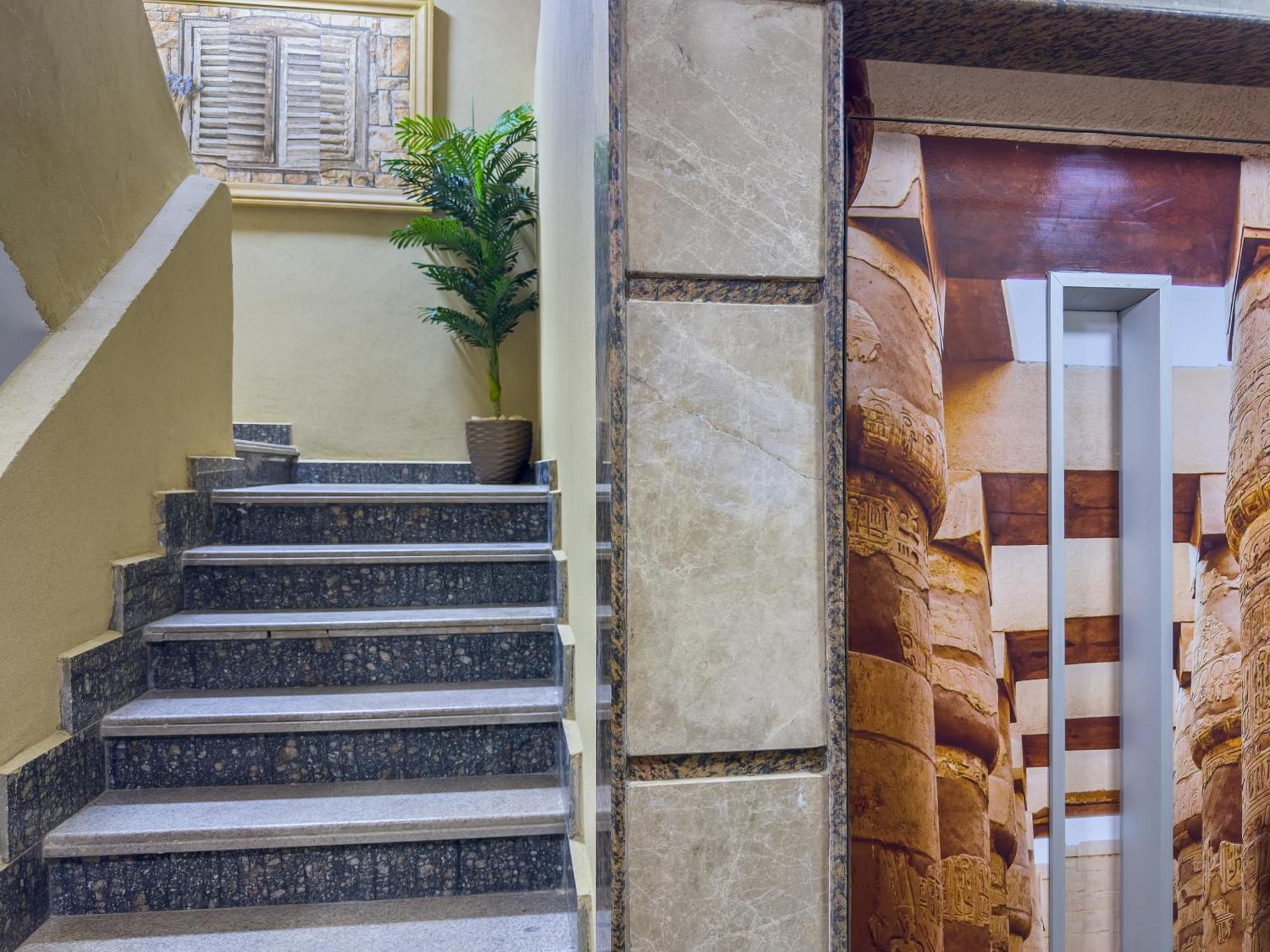 Royal Crown Hotel Giza Pyramids View Kafrat al Jabal Exterior photo